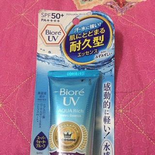 Kem chống nắng Biore UV Aqua Rich