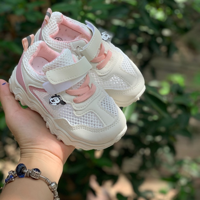 Giầy thể thao mickey bé gái