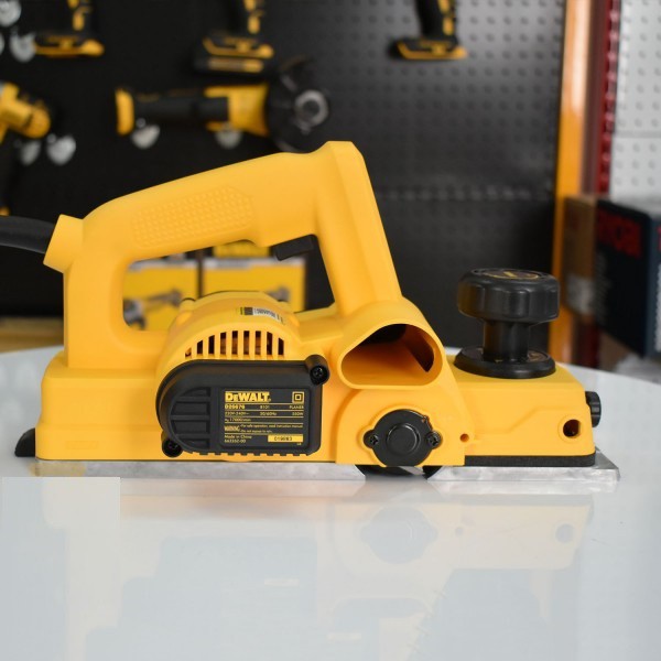 Máy bào gỗ Dewalt D26676