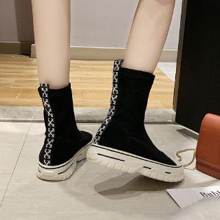 [Mã FSS09JAN hoàn 20% XU đơn từ 0đ]Giày Boot Nữ Cổ Ngắn Đế Dày Thời Trang