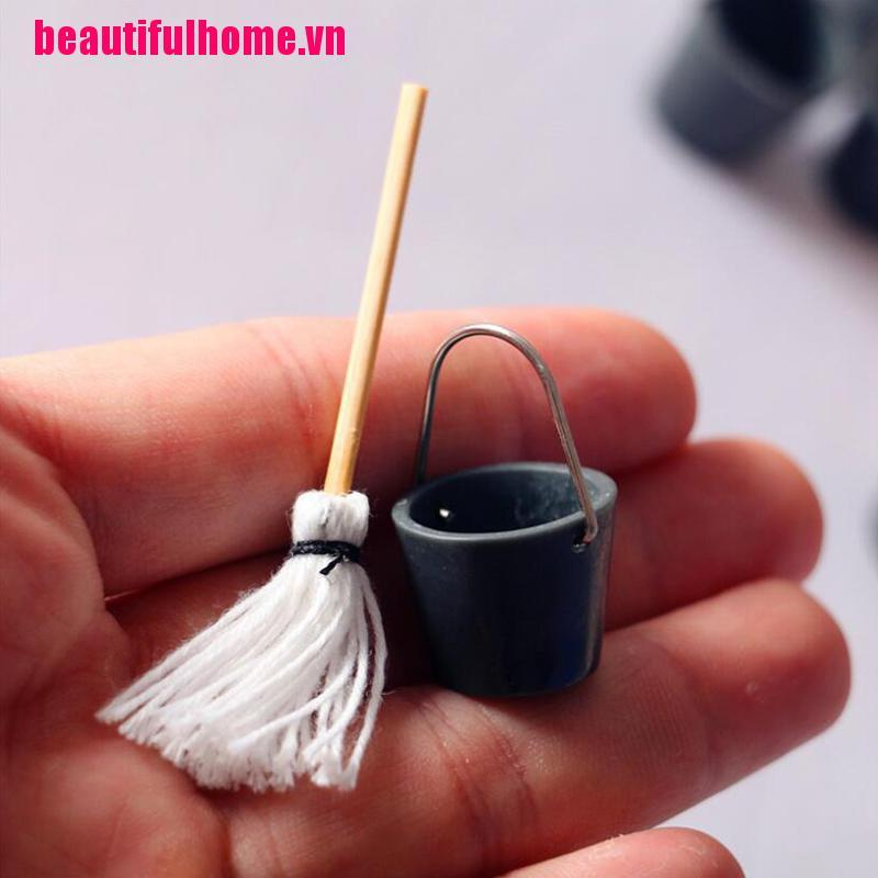 Xô Và Bàn Chải Mini Tỉ Lệ 1 / 12 Cho Búp Bê