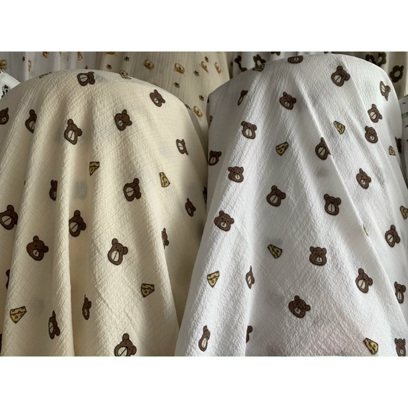 vải đũi xốp mềm mát hình con gấu pho mai siêu xinh siêu mát