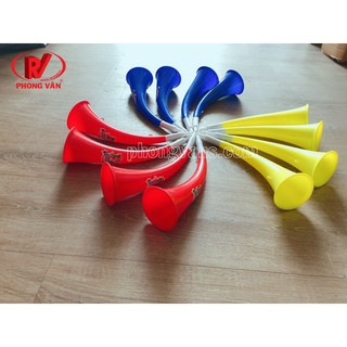 Kèn cổ vũ bóng đá tù và nhựa