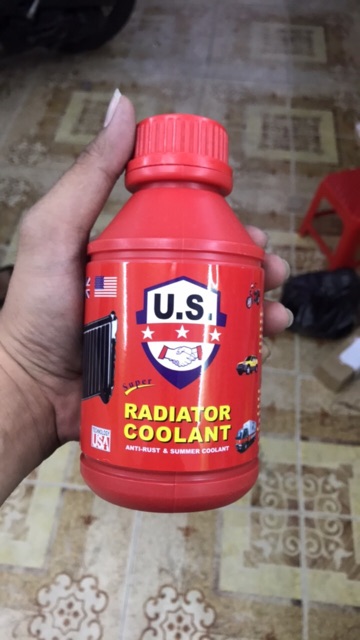 Nước làm mát xe máy RADIATOR COOLANT màu đỏ 500ml