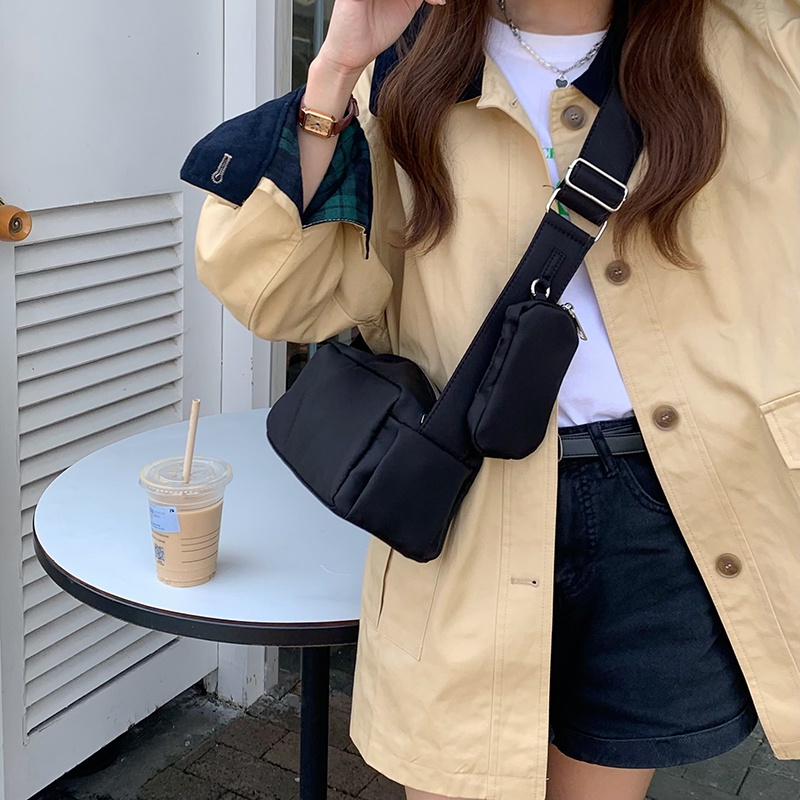 Túi đeo chéo IELGY hình vuông cỡ nhỏ ba chiều màu đỏ/ đen thời trang cho nữ