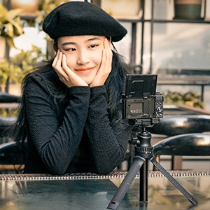Ulanzi MT-34 - Tripod Kiêm Gậy Chụp Hình Đa Năng Dành Cho Smartphone, DSLR, Gopro