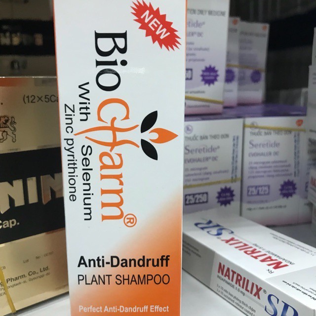 Dầu gội Biocharm with selenium