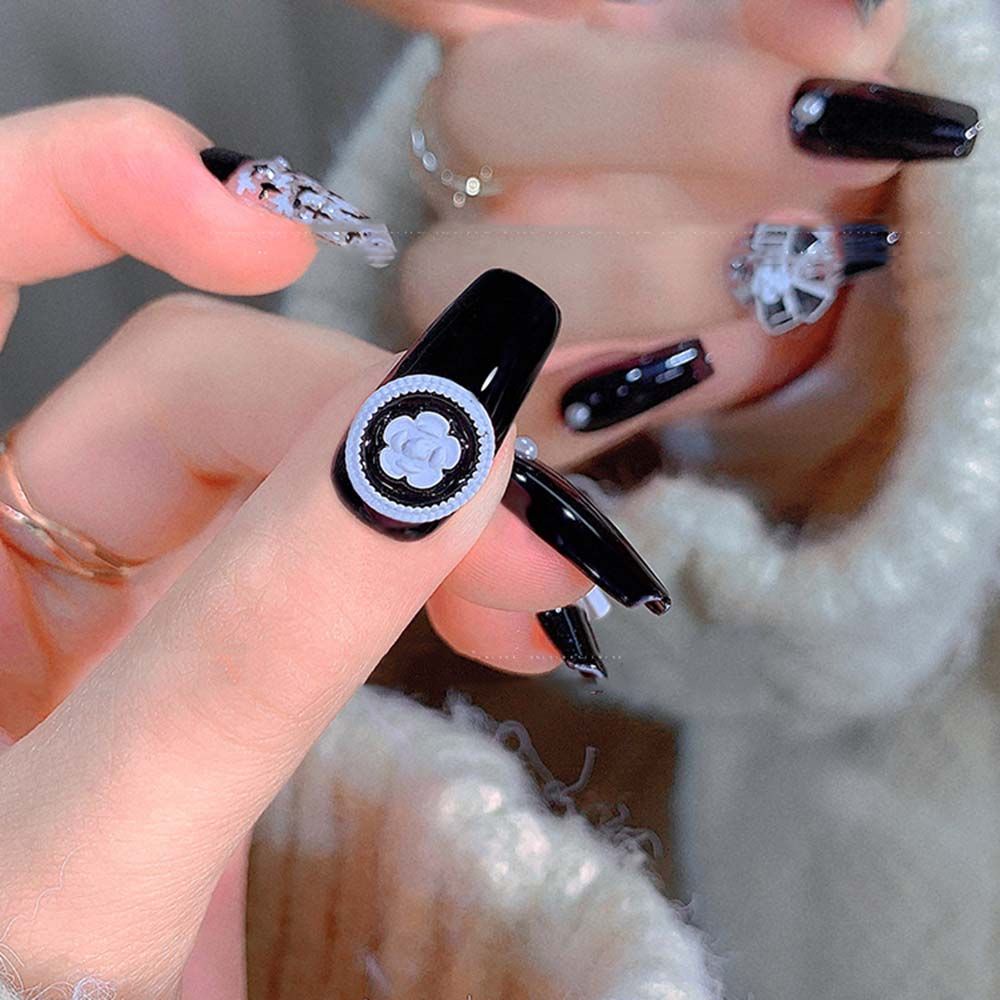 [Hàng mới về] Hạt phụ kiện trang trí móng tay thủ công bằng hợp kim hình nơ nhiều kiểu màu trắng đen kiểu Pháp lãng mạn