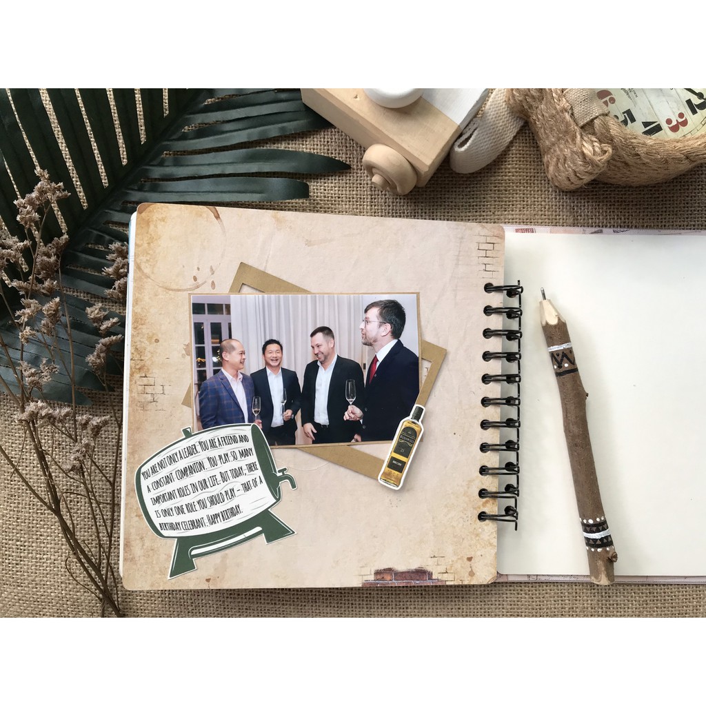 Album handmade scrapbook Memories gáy lò xo dán được 30-40 ảnh kt 20x20cm nhiều chủ đề
