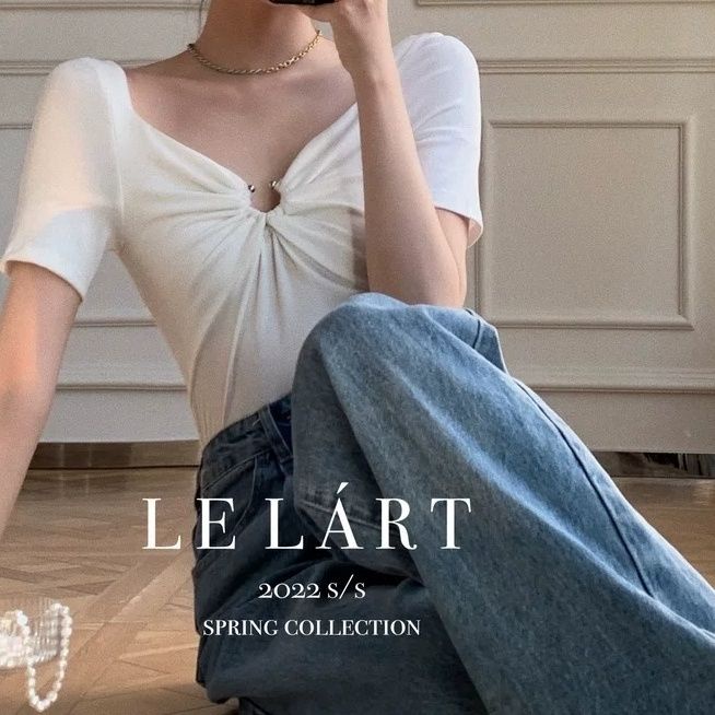 Áo Thun Tay Ngắn Cổ Chữ V Màu Trơn Phong Cách Pháp Thời Trang Mùa Hè Mới Cho Nữ