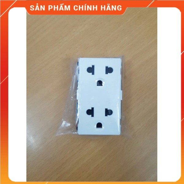 Ổ đôi 3 chấu Flexi - Schneider