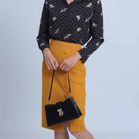 Chân váy công sở bút chì xẻ tà phối nút sang trọng DINOS GTB | BigBuy360 - bigbuy360.vn