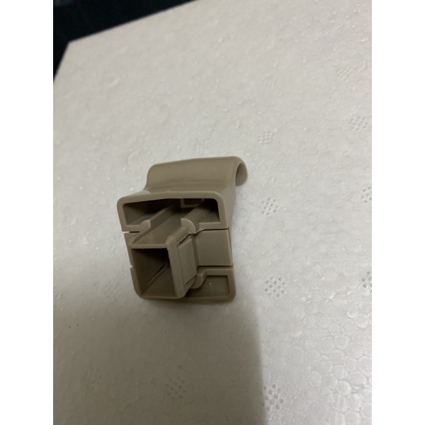 Lẫy cài chắn nắng Ford Escape