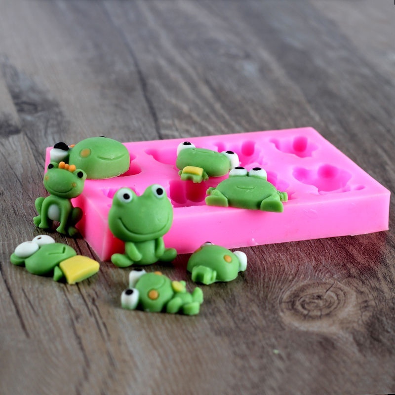 Khuôn Silicone Làm Bánh Hình Chú Ếch Độc Đáo