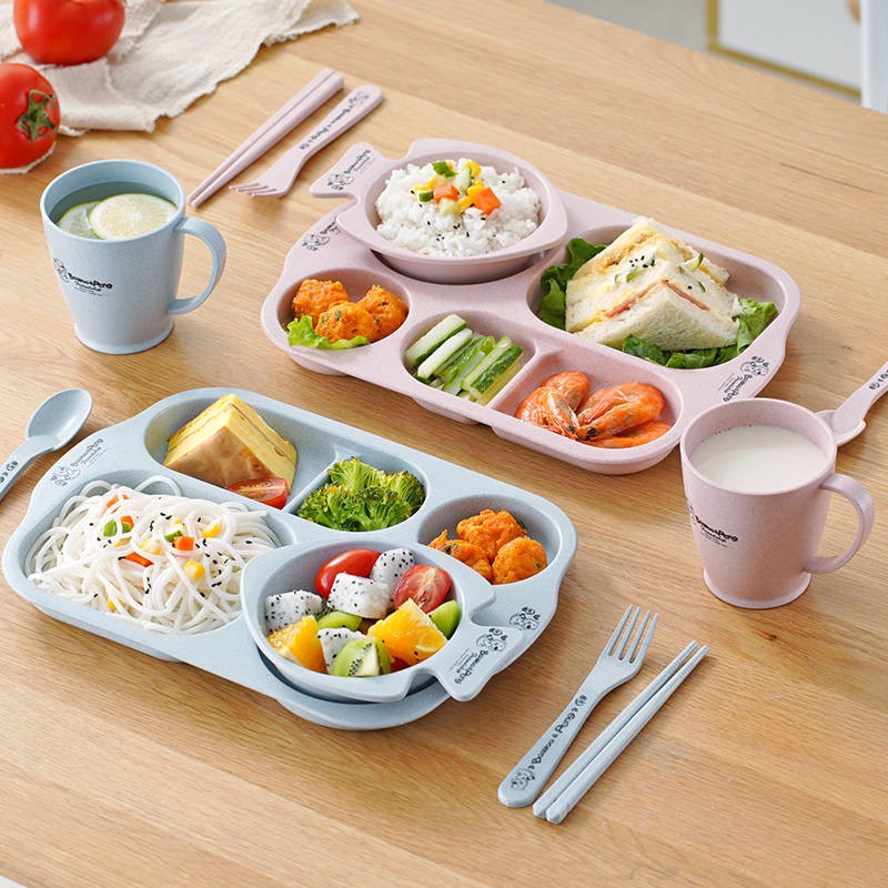 bộ 6 dụng cụ ăn xinh xắn dành cho bé