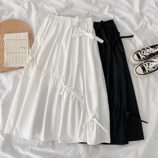 Chân váy vạt xẻ