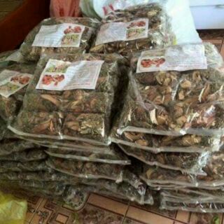 Sỉ giá gốc 1kg cây cỏ máu