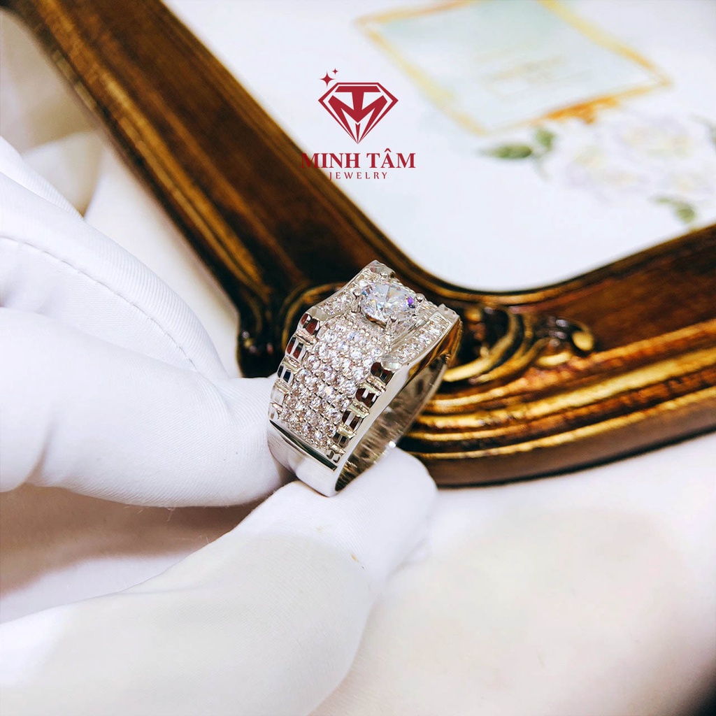Nhẫn nam bạc xi kim bạc 950 đính đá viền xung quanh đá chủ 5 ly Minh Tâm Jewelry