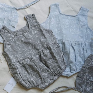 Bộ liền bodysuit thêu hoa nổi kèm mũ cho bé gái sơ sinh [ẢNH THẬT]