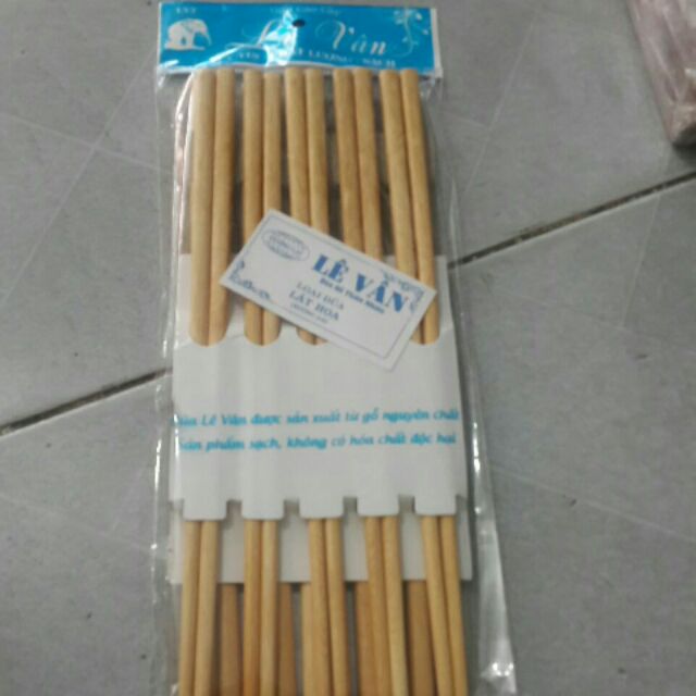 Đũa gỗ cao cấp Lê Vân