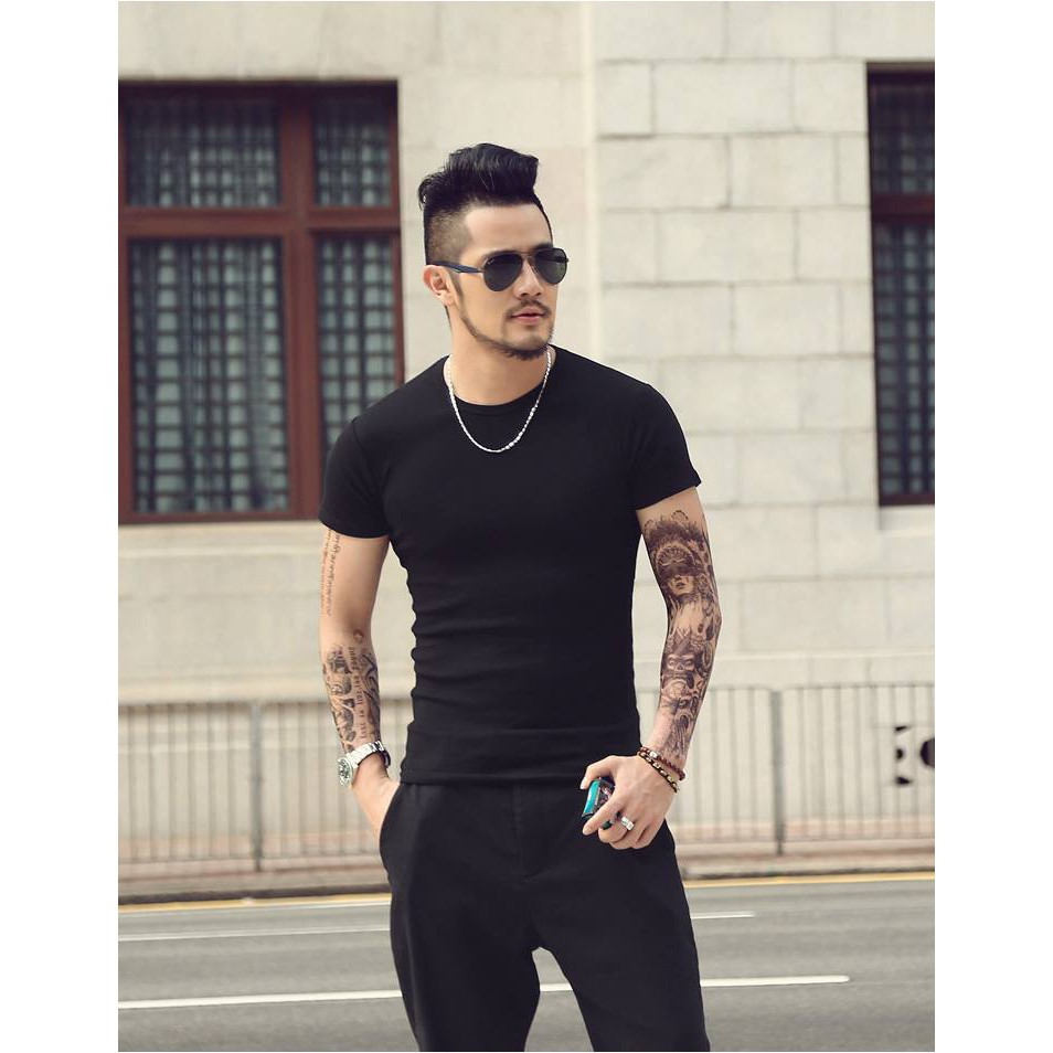 Áo thun trơn cổ tròn