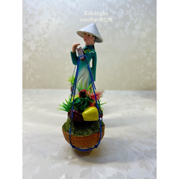 Cô gái Việt Nam Áo dài gánh trái cây  Cô gái Việt Nam gánh hoa quả. Miss Viet and fruits - Quà tặng lưu niệm trang trí