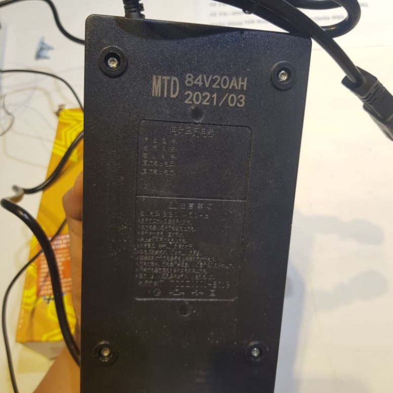 Sạc Xe Máy Điện 84V-20Ah - Sạc Xe Điện 7 Bình Ắc Quy 20AH-30AH XE ĐẠP ĐIỆN GIA HUY