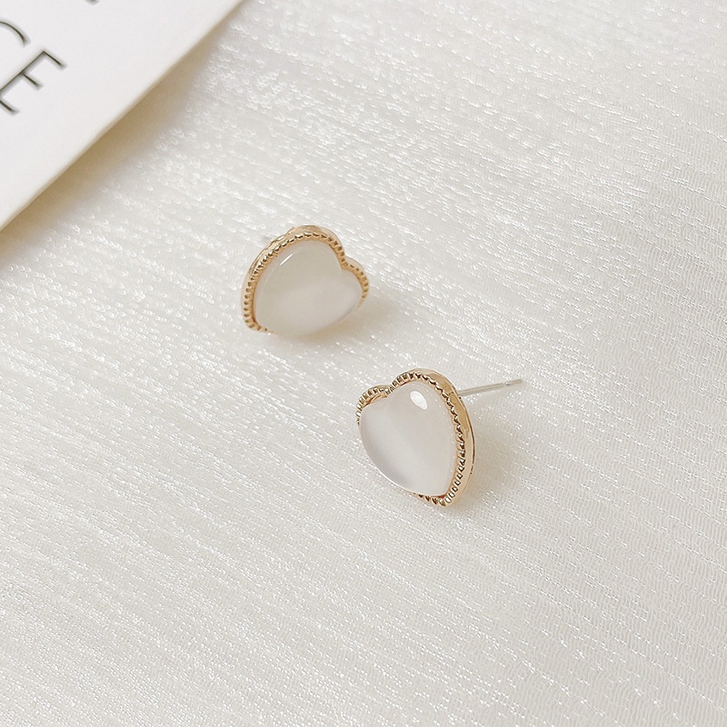 Bông Tai Hình Trái Tim Đính Đá Opal Sang Trọng Cho Nữ