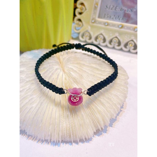 Kẹp nơ móc túi tiền bạc ta làm vòng tay