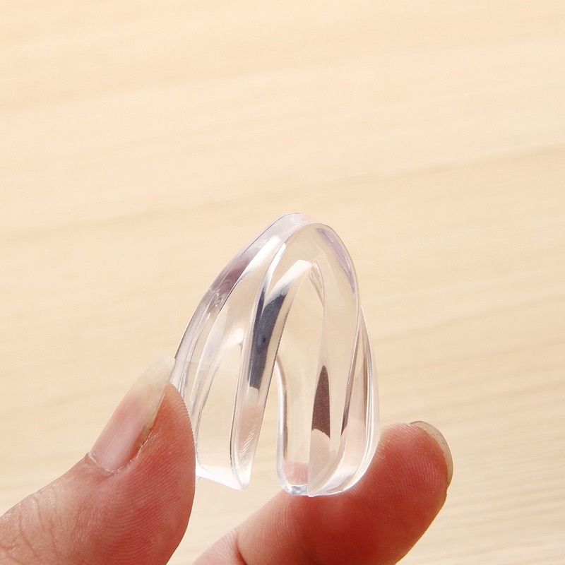 Set 4 miếng dán góc bàn bảo về an toàn cho bé