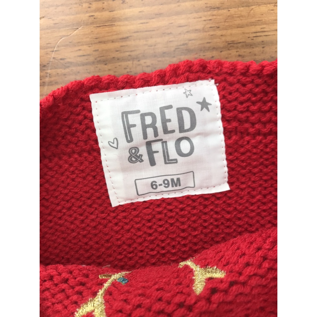 Yếm len FF màu đỏ tuần lộc