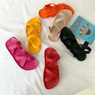 Sandal đi biển đúc cao su siêu êm