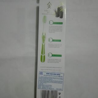 Bàn chải đánh răng Bossi