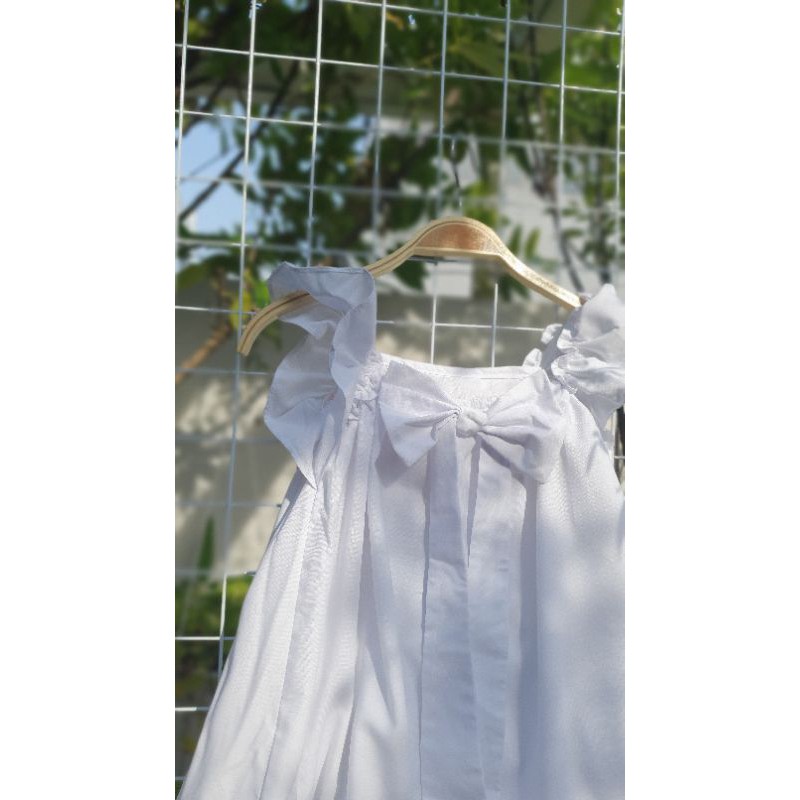 Váy smock thêu tay màu trắng/caro vàng