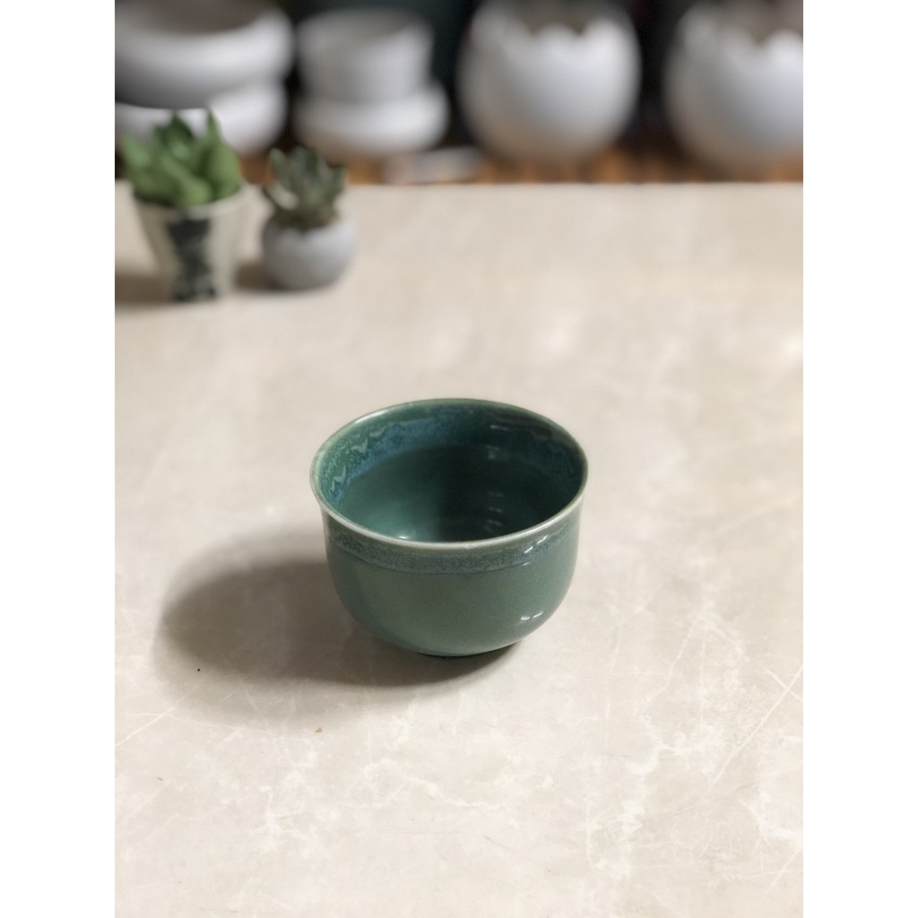 Ly sứ trung họa tiết