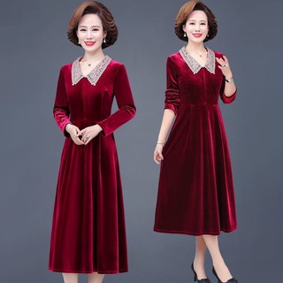 Váy đầm nhung trung niên