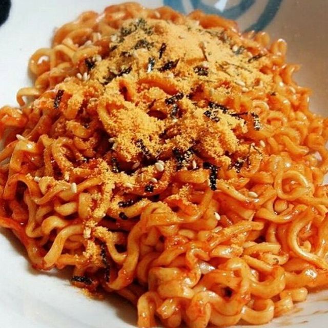 Lốc 5 gói mì gà cay phô mai Samyang Hàn Quốc, đồ ăn vặt ngon rẻ