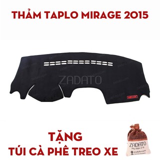 Thảm Chống Nóng Taplo Xe Mitsubishi Mirage - Thảm Taplo Lông Cừu - TẶNG: Túi Cafe Treo Xe.