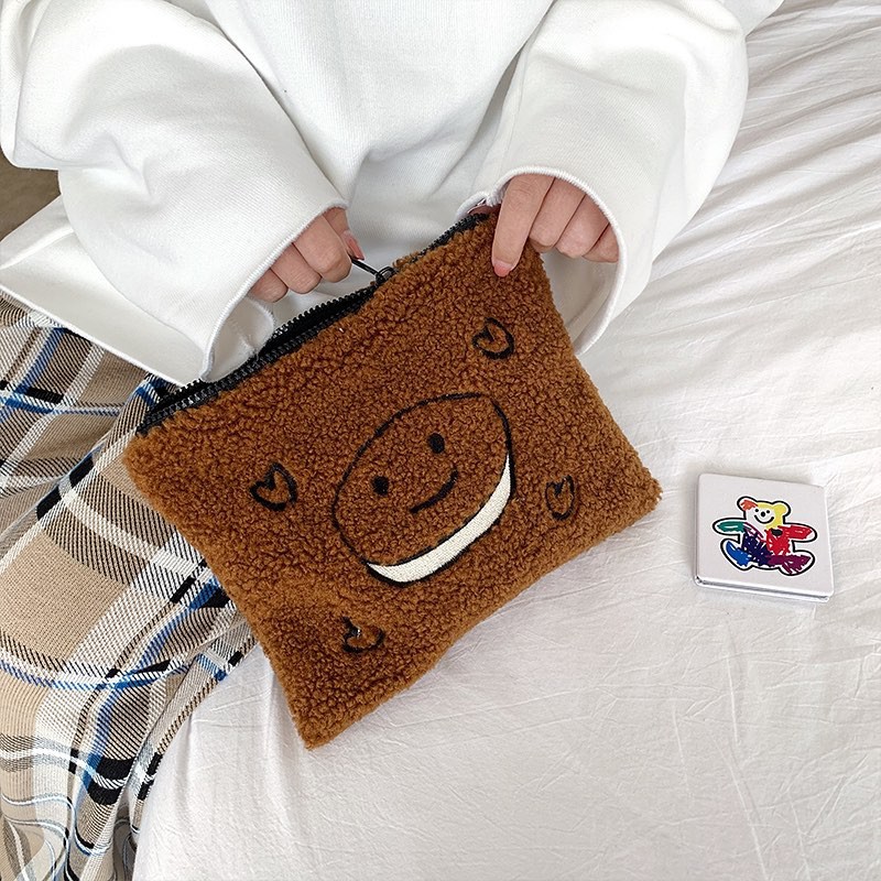 Hộp Bút Cherry Và Bánh Quy