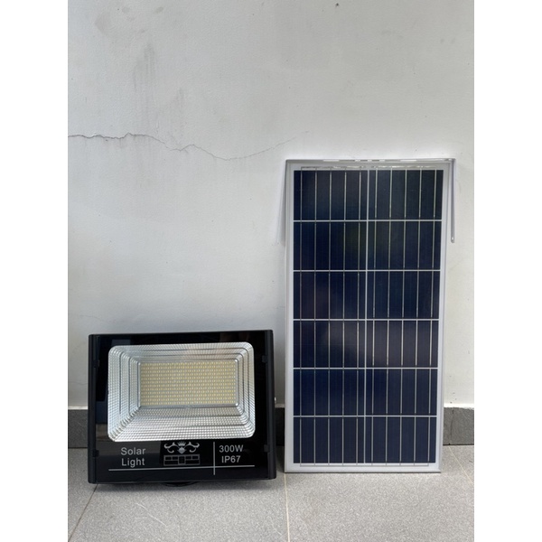 Đèn năng lượng mặt trời 3 màu ánh sáng Trắng, Vàng, Trung tính 100W 200W 300W chiếu sáng sân vườn chống nước IP67