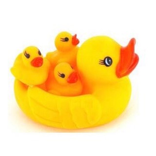 Vịt Thả Bồn Tắm 1 Mẹ 3 Con, thú chơi nhà tắm cho trẻ