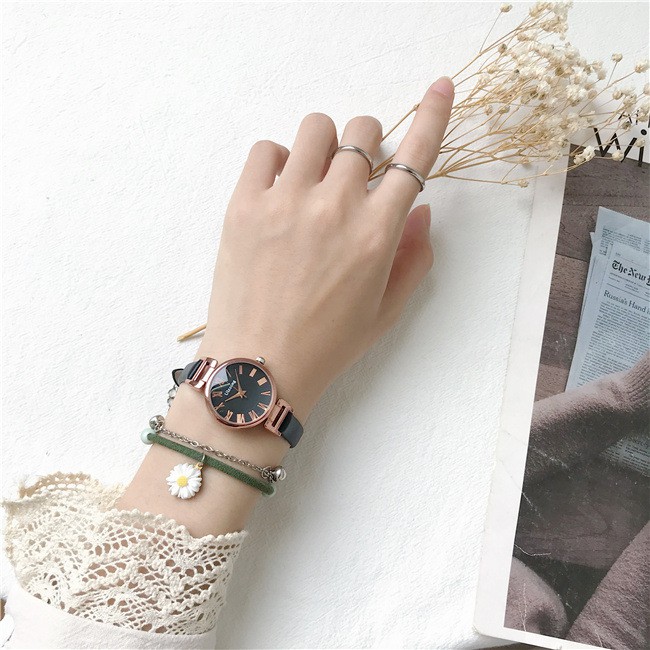 Đồng hồ thời trang nữ Ulzzang U014 dây da mềm êm tay, phong cách Hàn Quốc,số giờ la mã tuyệt đẹp | BigBuy360 - bigbuy360.vn