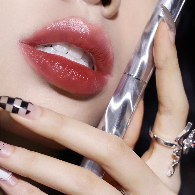 Son môi dạng lỏng chống thấm nước lâu trôi với nhiều tông màu hợp thời trang tùy chọn