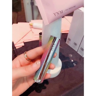 Son dưỡng RAINBOW HONEY LIP