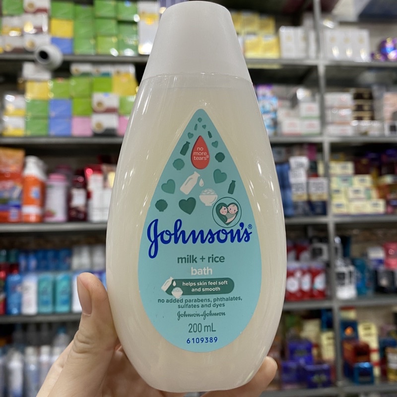 Sữa tắm chứa sữa và tinh chất gạo Johnson’s Milk &amp; Rice Bath 200ml