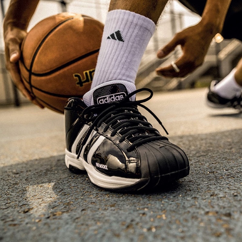 Tất Adidas cổ cao, cổ trung, cổ ngắn có đệm dày siêu êm dùng đi giày thể thao hoặc đá bóng . Hàng chính hãng xuất Mỹ