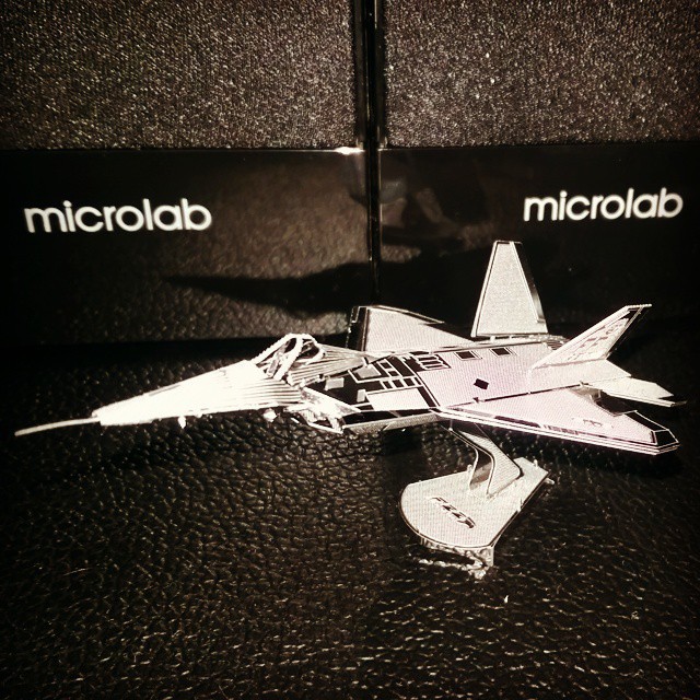 Mô hình 3D kim loại lắp ráp máy bay tiêm kích F-22 Raptor [Chưa lắp]