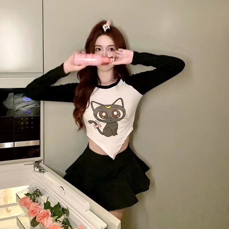 Cat Diana Áo Thun Ngắn Ôm Eo Tay Dài Màu Trắng Đen Tương Phản Xinh Xắn Cho Nữ