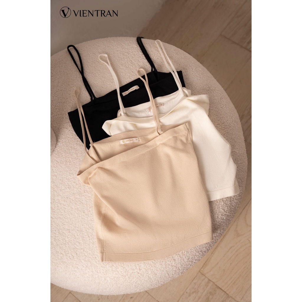 Áo len croptop 2 dây quấn ngực VIENTRAN V61W21Q032