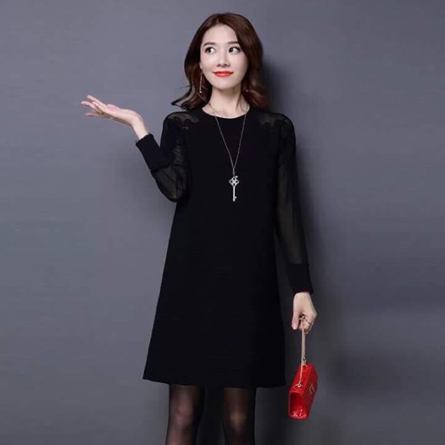 Đầm len phối ren tay